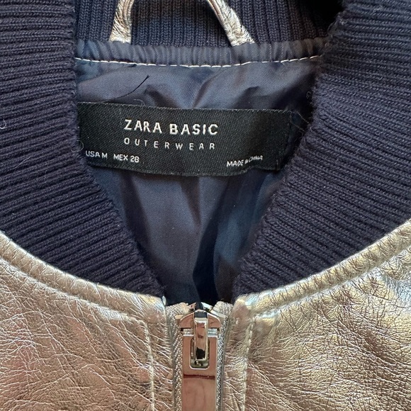 Zara Outerwear Silver Metallic Bomber Jacket Embroider Floral Butterflies Size M - Picture 11 of 15